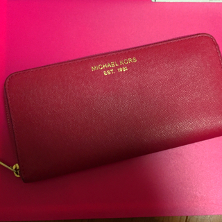 マイケルコース(Michael Kors)の大幅お値下げ 赤&ピンクバイカラー長財布 マイケルコース 美品(財布)