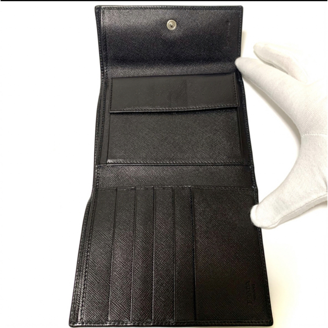 極美品⭐️プラダ サフィアーノ 三つ折り財布 ウォレット  三角ロゴ 黒
