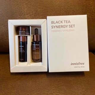 イニスフリー(Innisfree)のおまけ付き　イニスフリー　ブラックティー　シナジー　スキンケアセット(美容液)