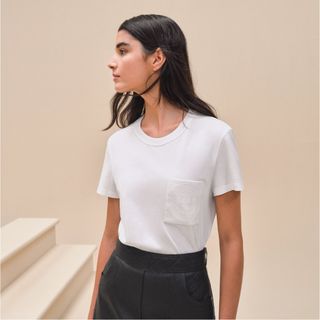 Hermes - 【新品・未使用品】エルメス Tシャツ 刺繍入りポケット 白 34 ...