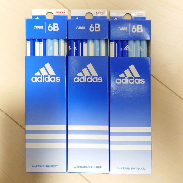 adidas(アディダス)のアディダス adidas 6B かきかた鉛筆 新品 2点セット スポーツ エンタメ/ホビーのアート用品(鉛筆)の商品写真