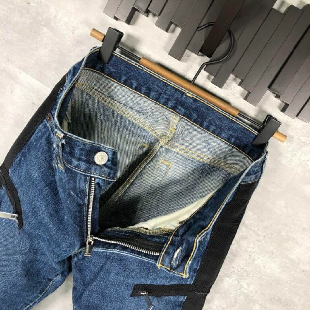 sacai(サカイ)の『sacai×LEVI’S』サカイ× リーバイス (S) デニムパンツ ジッパー レディースのパンツ(デニム/ジーンズ)の商品写真