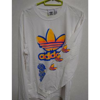 アディダス(adidas)のadidas★Airbrushプリント長袖Tシャツ(Tシャツ/カットソー(七分/長袖))