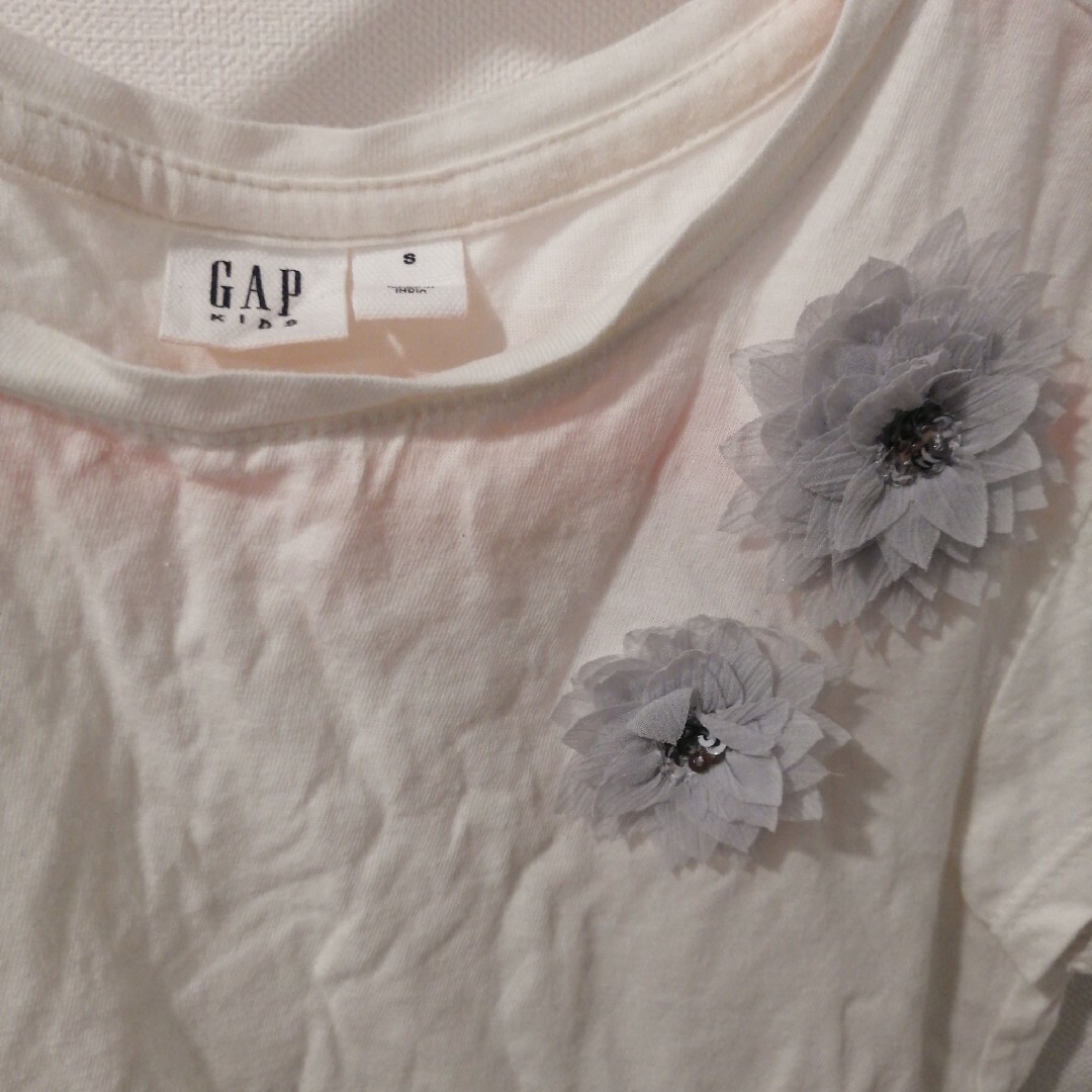 GAP Kids(ギャップキッズ)のGAP　カットソー キッズ/ベビー/マタニティのキッズ服女の子用(90cm~)(Tシャツ/カットソー)の商品写真