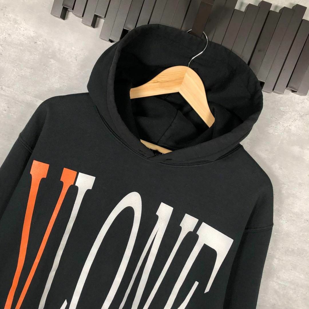 VLONE フーディー パーカー メンズ 英字 黒 ブラック-