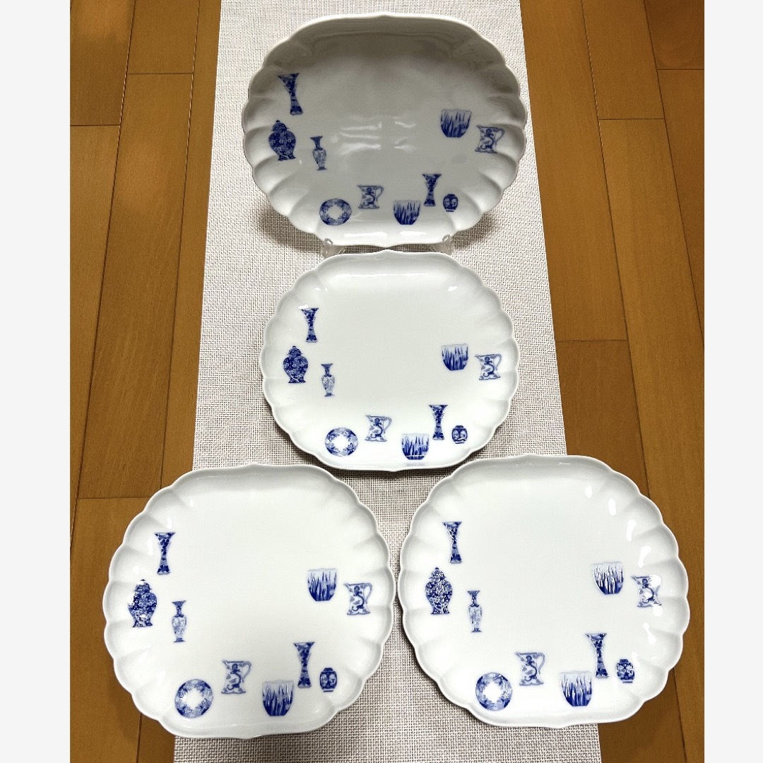 美品✨新品⭐️深川製磁 ブルーチャイナ  菊中割盛皿  大皿  4枚⭐️有田焼