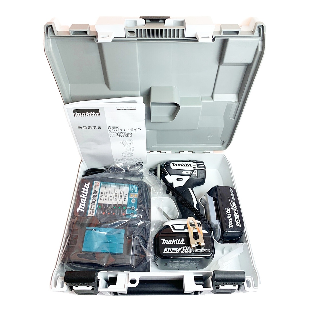 ♭♭MAKITA マキタ 充電式インパクトドライバ　18V　3.0A　付属品完備 TD149D ホワイト 充電器・充電池2個・ケース付