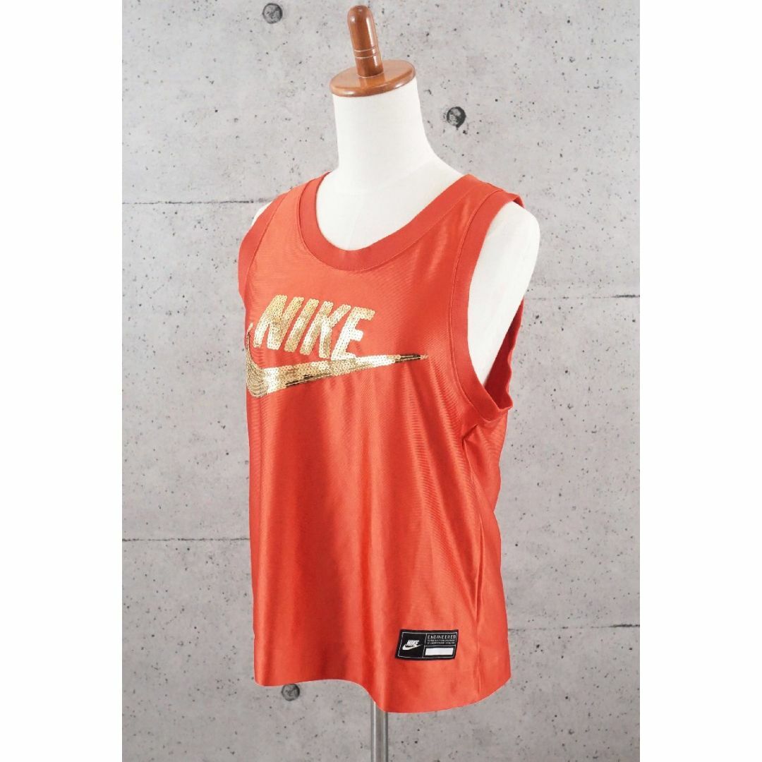 NIKE(ナイキ)のナイキ スパンコール ロゴ タンクトップ レッド/ゴールド サイズS レディースのトップス(Tシャツ(半袖/袖なし))の商品写真