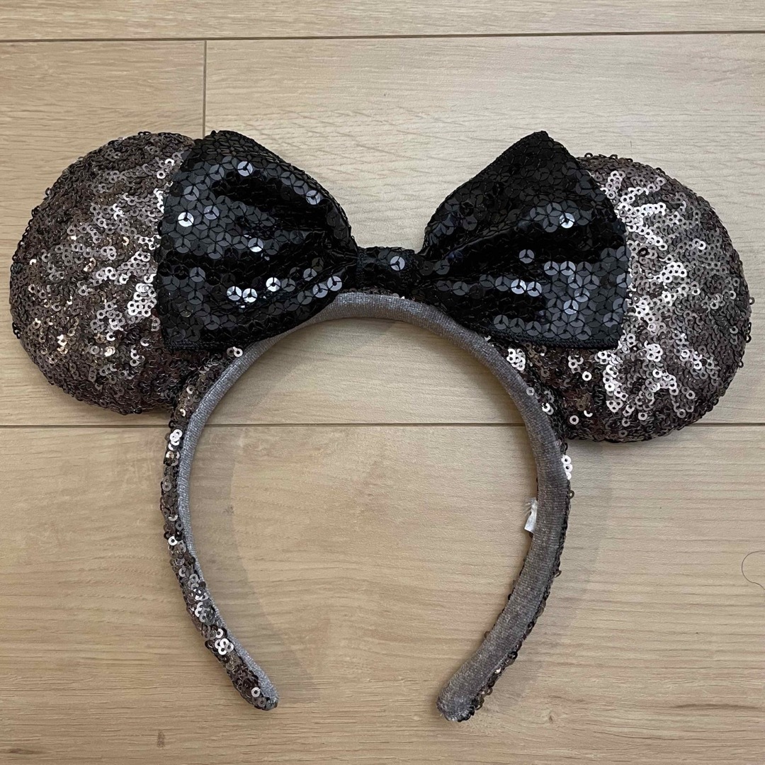 Disney(ディズニー)のディズニー　カチューシャ　ミニー　ディズニーランド　ディズニーシー レディースのヘアアクセサリー(カチューシャ)の商品写真