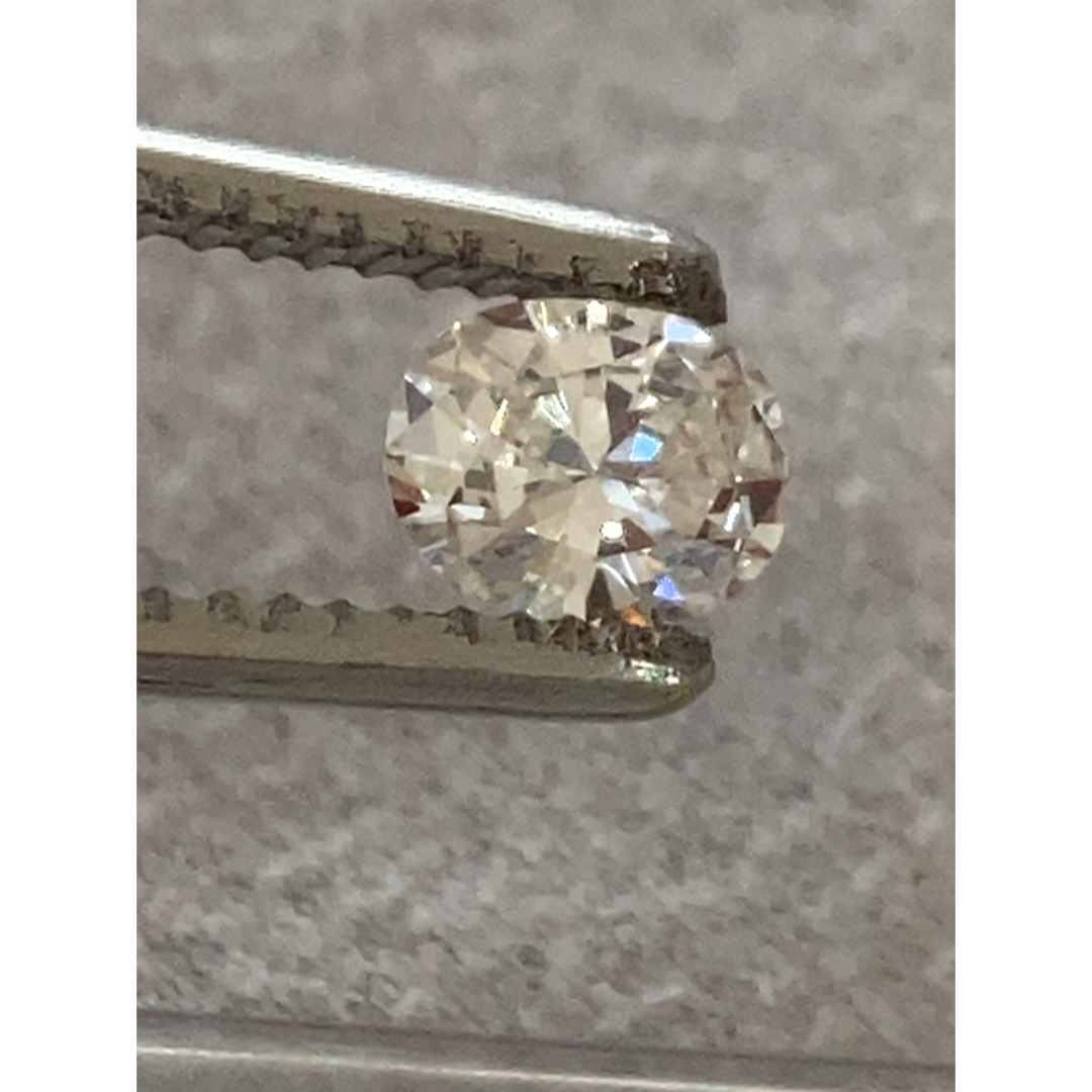 0.325ct type2a ダイヤモンドルース オーバル 分析報告書付-