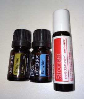 ドテラ(doTERRA)のドテラ エッセンシャルオイル2本＋ストロンガー(アロマグッズ)