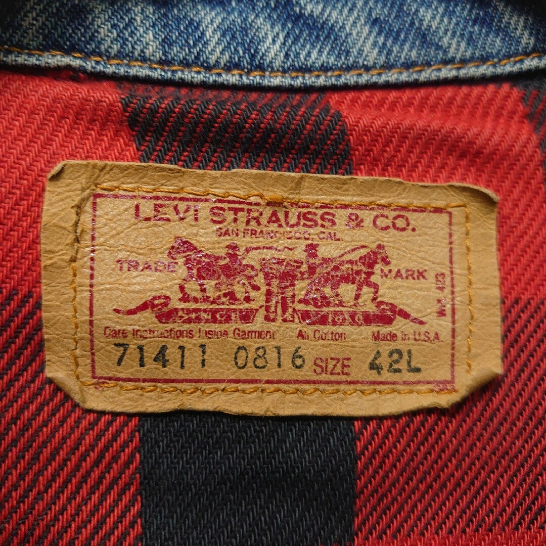 ★希少美品★80年代Levi'sデニムジャケット　赤✕黒裏地　size４２Ｌ