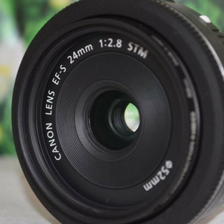 美品 Canon EF-S 24mm F2.8 STM❤軽量薄型パンケーキレンズ