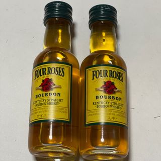 FOUR ROSES フォアローゼス　イエローラベル　旧デザイン　５０ml×２(ウイスキー)