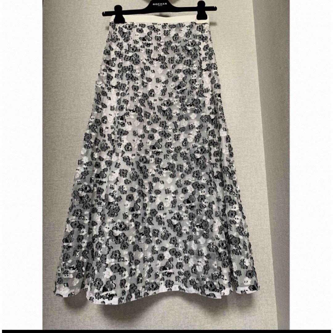 BLAMINK(ブラミンク)の格安blamink 2023SS フラワージャガード巻きスカート　38新品 レディースのスカート(ロングスカート)の商品写真