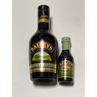 リキュール　BAILEYS ベイリーズ　２００ml ５０ml セット(リキュール/果実酒)