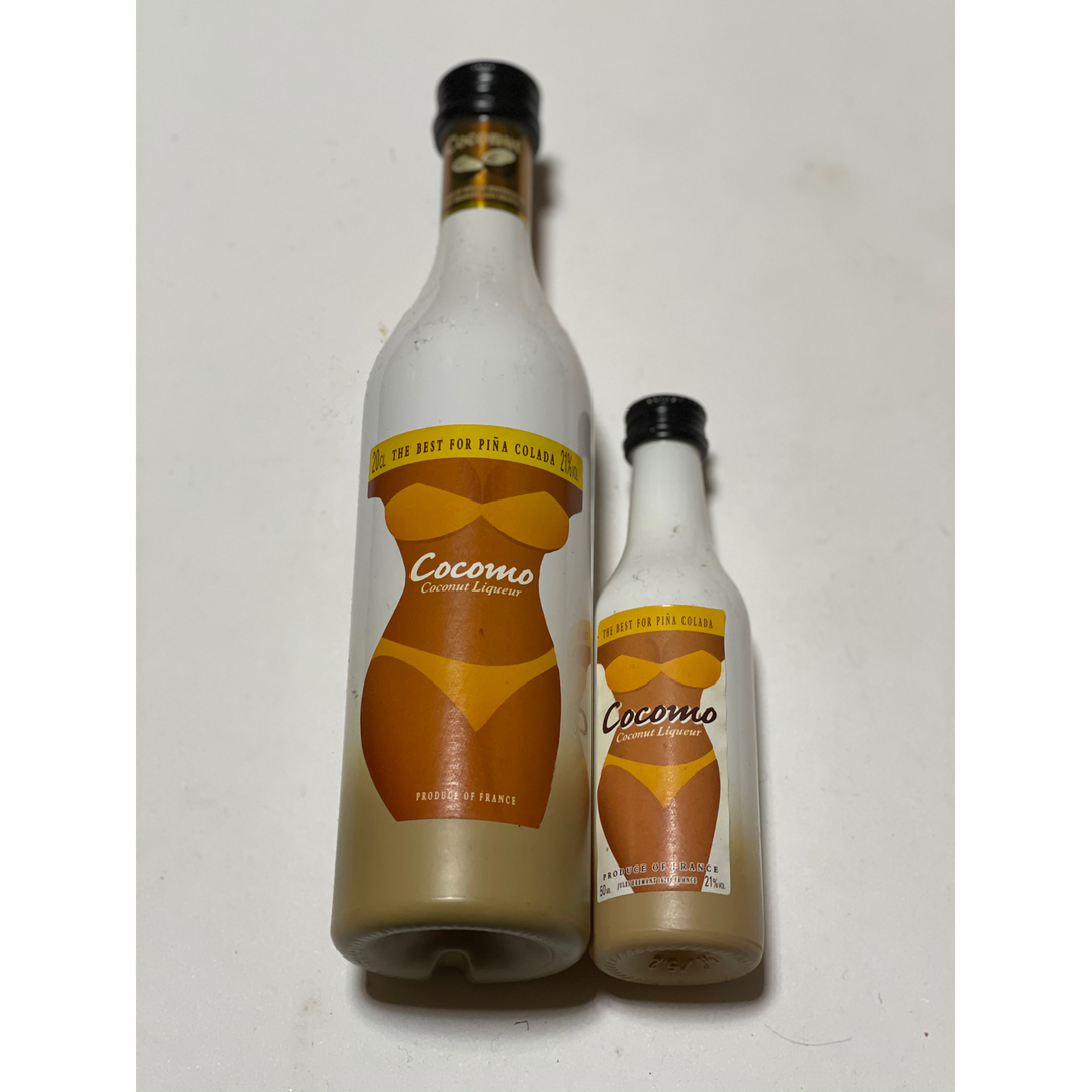 ココナッツ　リキュール　COCOMO ココモ　旧デザイン　２００ml ５０ml 食品/飲料/酒の酒(リキュール/果実酒)の商品写真