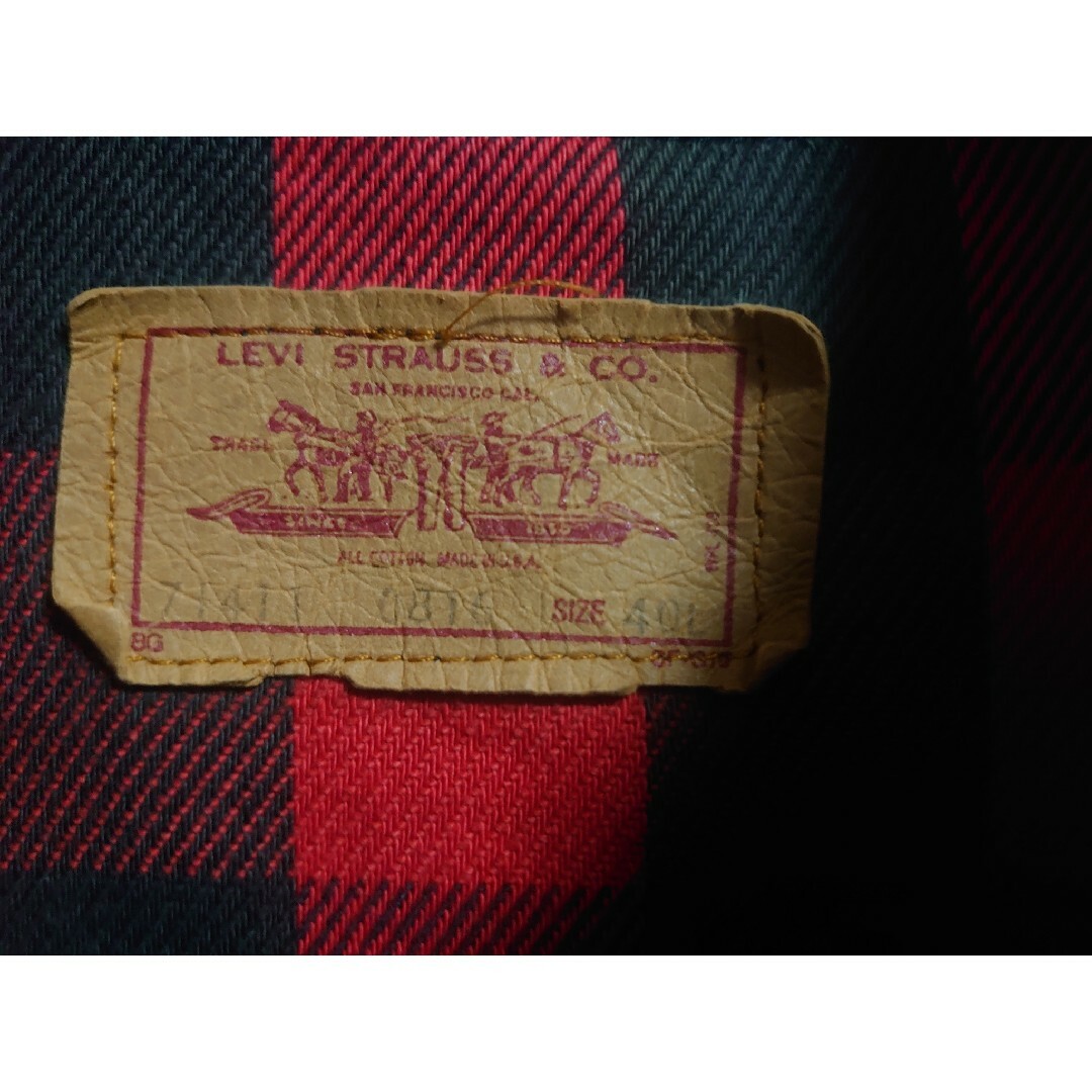 ★希少美品★80年代Levi'sデニムジャケット　赤✕黒裏地　size４０Ｌ