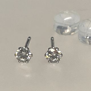 大特価☆K18WGダイヤピアス