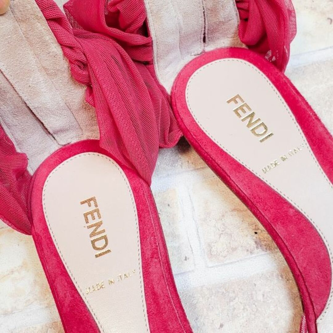 FENDI(フェンディ)のフェンディ ☆ メッシュ アンクルカバー サンダル 37 イタリア製 ピンク レディースの靴/シューズ(サンダル)の商品写真