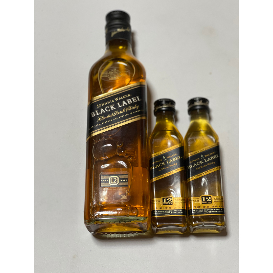 ジョニーウォーカー　JOHNNIE WALKER 黒　２００ml ５０ml