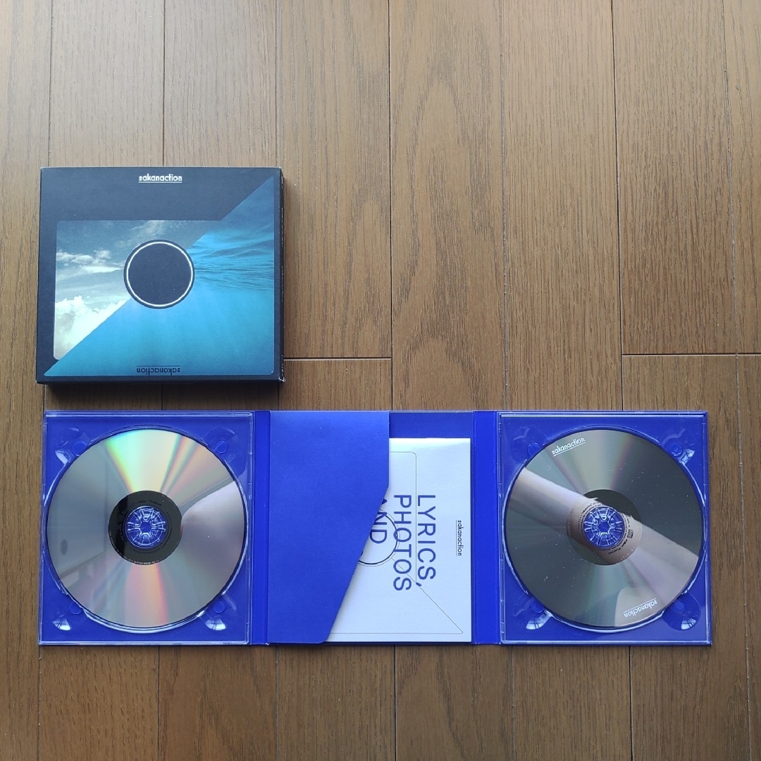 Victor(ビクター)のサカナクション sakanaction 初回限定盤 CD+DVD エンタメ/ホビーのCD(ポップス/ロック(邦楽))の商品写真