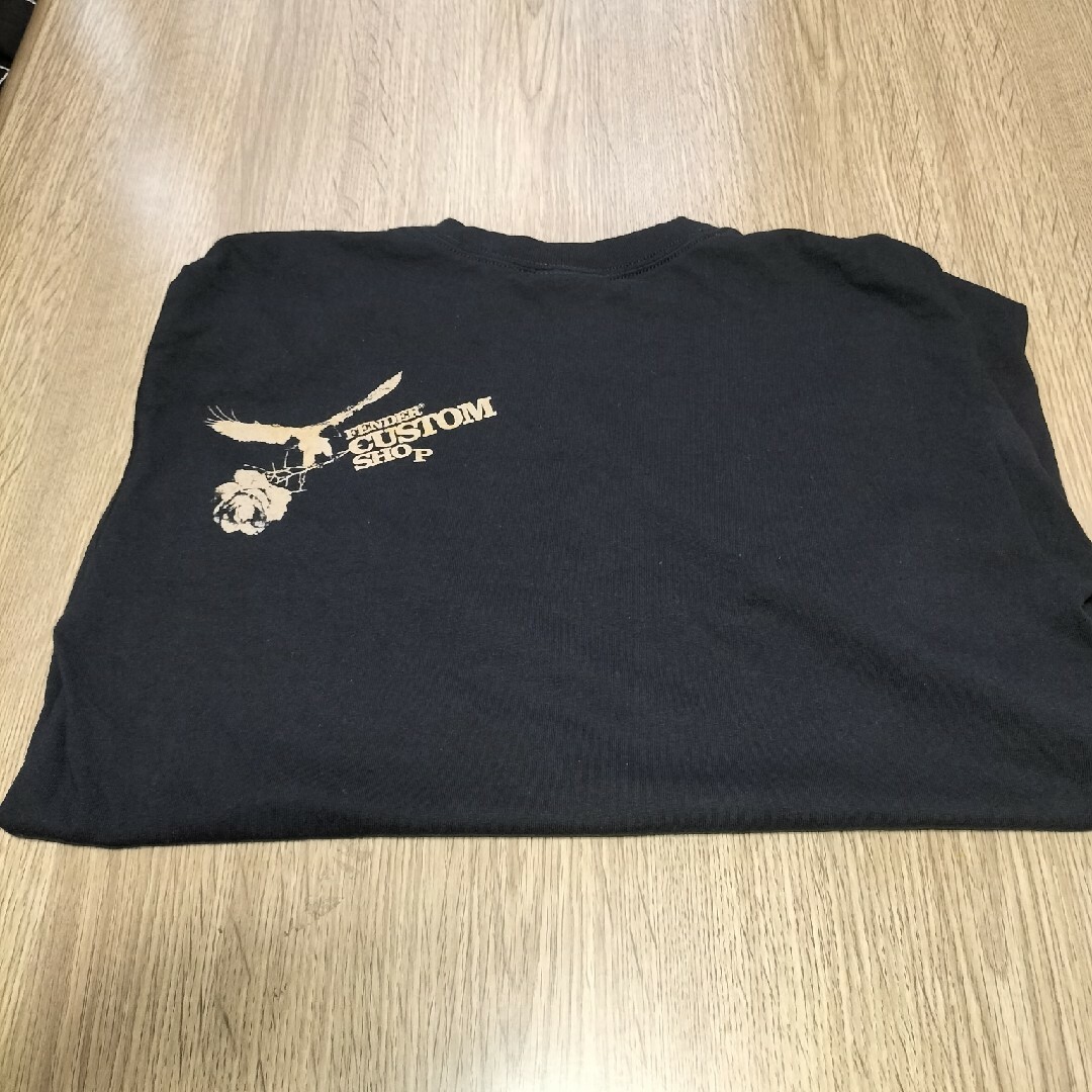 Fender(フェンダー)のフェンダー　tシャツ　ダヴィンチ　ギター　スカル　薔薇　鷲　レア　ビンテージ メンズのトップス(Tシャツ/カットソー(半袖/袖なし))の商品写真