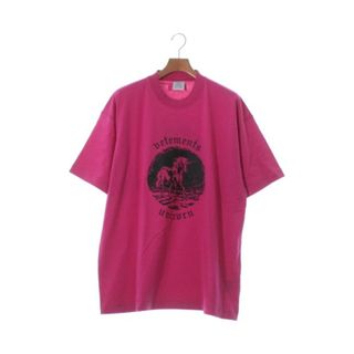 ヴェトモン(VETEMENTS)のVETEMENTS ヴェトモン Tシャツ・カットソー S ピンク 【古着】【中古】(Tシャツ/カットソー(半袖/袖なし))