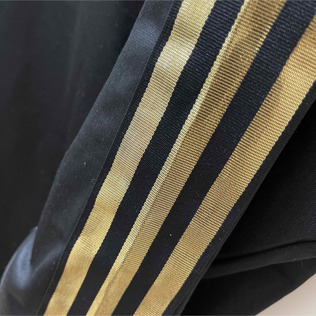 90s】adidasトラックジャケットビンテージ刺繍トレファイルゴールド金黒