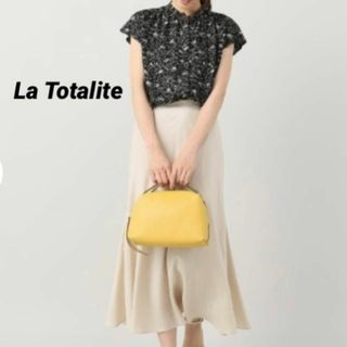 ラトータリテ(La TOTALITE)の【美品】ラトータリテ　ナシジプリントギャザーネックブラウス　比翼仕立て(シャツ/ブラウス(半袖/袖なし))