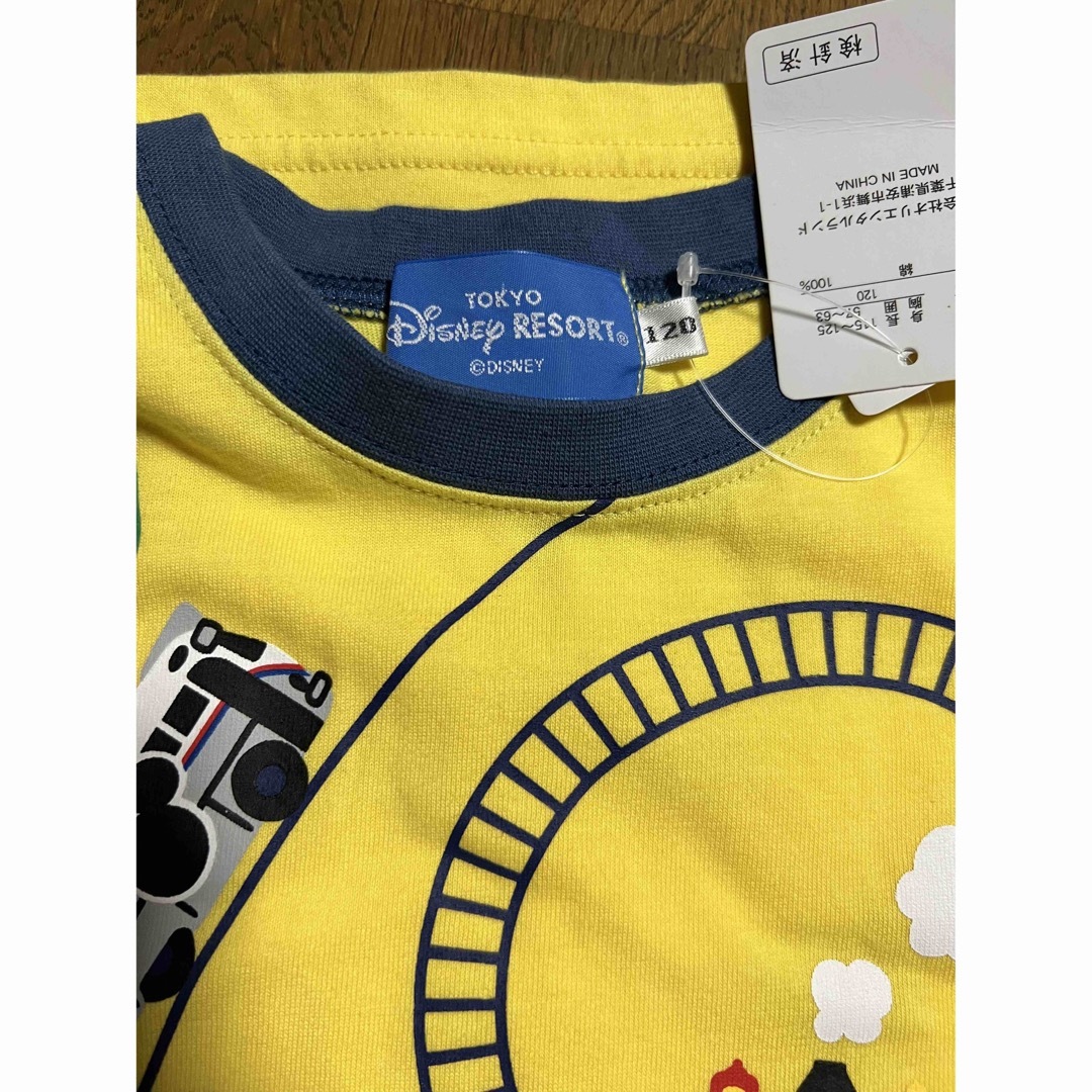 Disney(ディズニー)の⭐︎はらぺこ様専用⭐︎ディズニーリゾート限定！　ミッキーTシャツ　120 キッズ/ベビー/マタニティのキッズ服男の子用(90cm~)(Tシャツ/カットソー)の商品写真