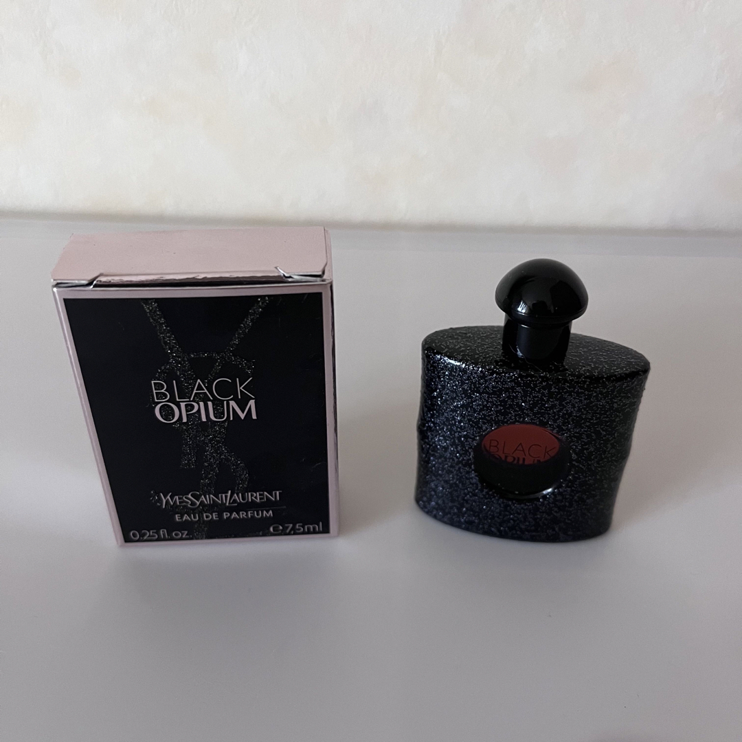 Yves Saint Laurent(イヴサンローラン)のイヴ サンローラン YSL ブラック オピウム7.5ml コスメ/美容の香水(香水(女性用))の商品写真