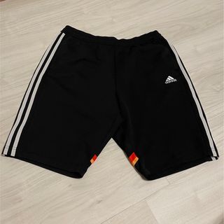 アディダス(adidas)のアディダス　ハーフパンツ　(その他)