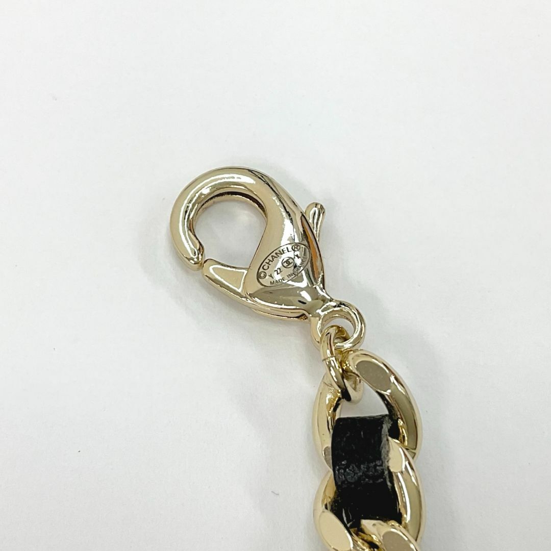 CHANEL(シャネル)の6990 シャネル ココマーク チョーカー ネックレス チェーン GP レザー レディースのアクセサリー(ネックレス)の商品写真