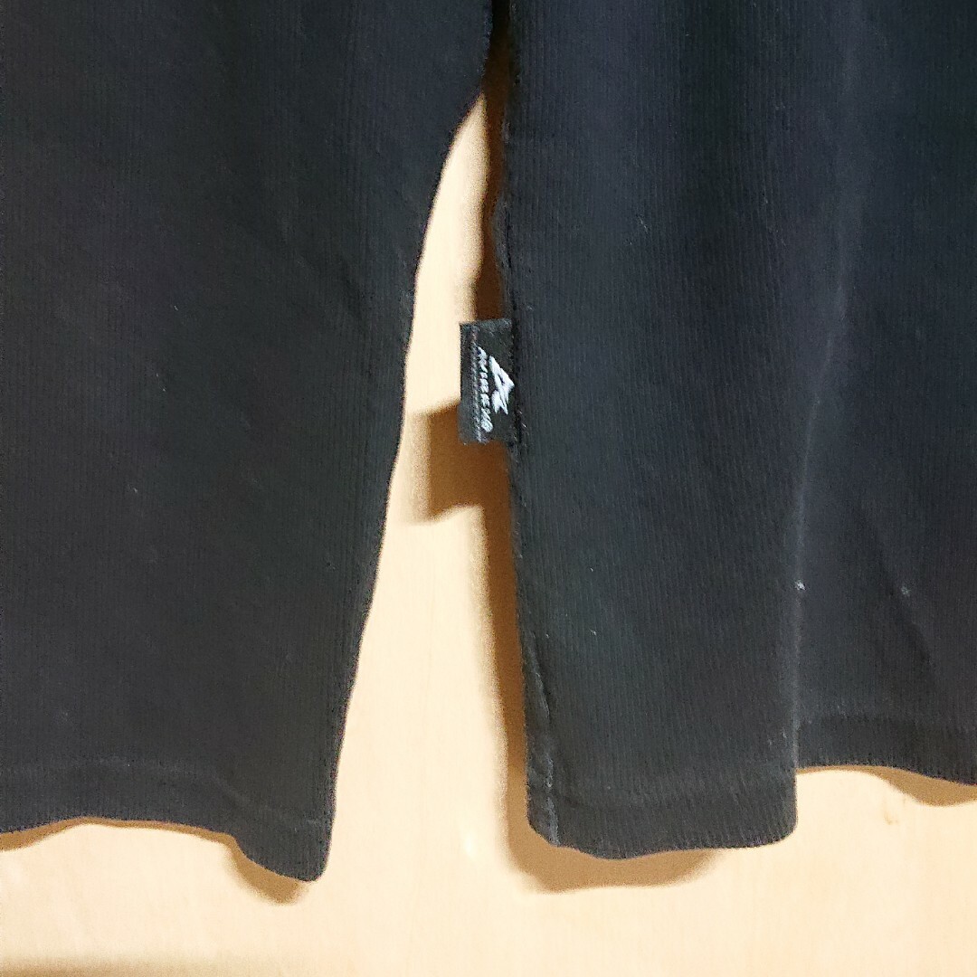 AVIREX(アヴィレックス)のAVIREX 黒 XLサイズ ロングTシャツ 長袖 メンズのトップス(Tシャツ/カットソー(七分/長袖))の商品写真