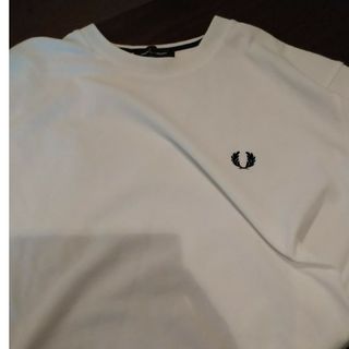 シップス(SHIPS)のSHIPS FRED PERRY: SOLOTEX R 鹿の子 ワンポイント ロ(Tシャツ/カットソー(半袖/袖なし))