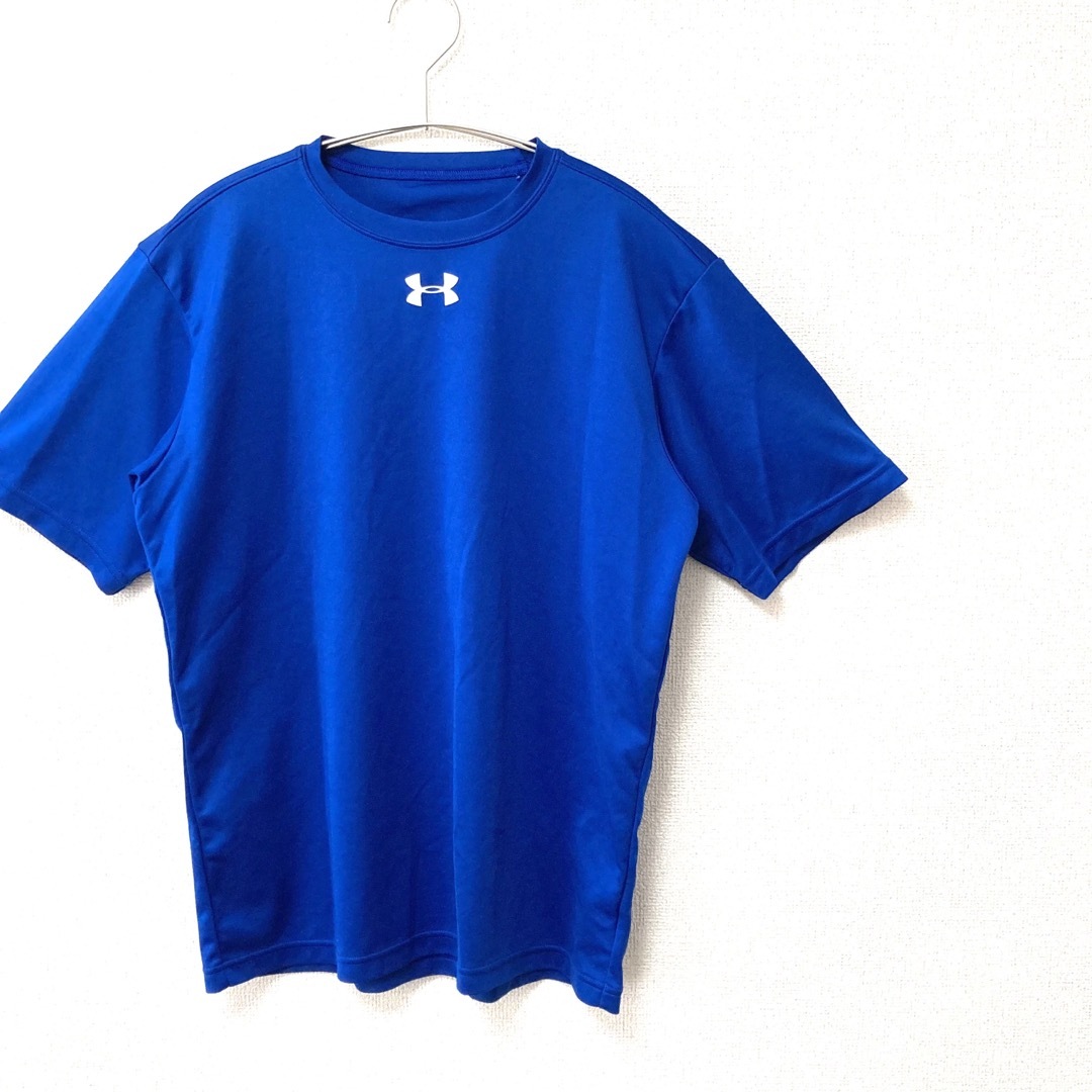 UNDER ARMOUR(アンダーアーマー)の【美品】UNDER ARMOUR アンダーアーマー　トレーニングウェア　半袖 メンズのトップス(Tシャツ/カットソー(半袖/袖なし))の商品写真