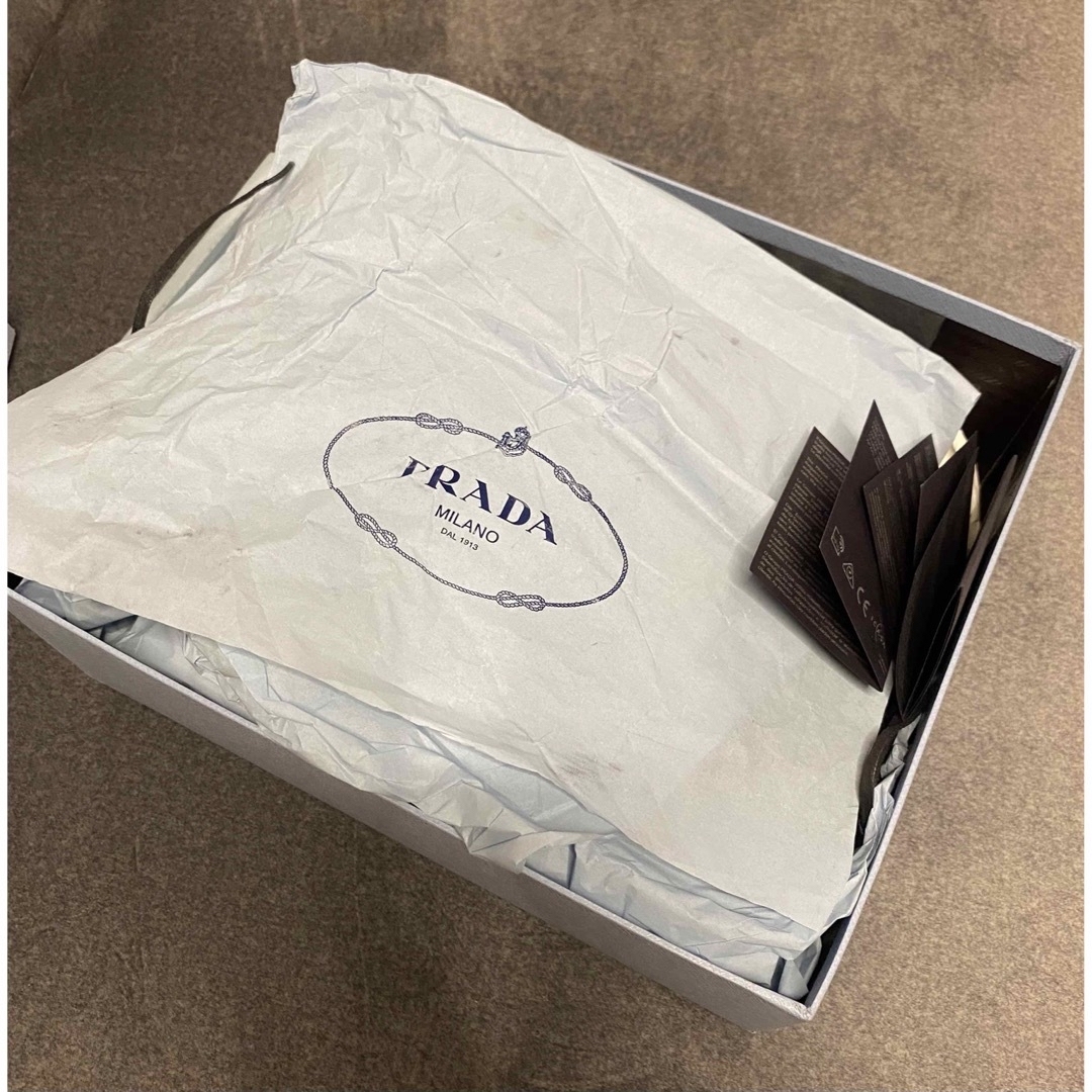 PRADA(プラダ)のPrada Sandal 37 プラダ　ノマド　ロゴ　サンダル レディースの靴/シューズ(サンダル)の商品写真