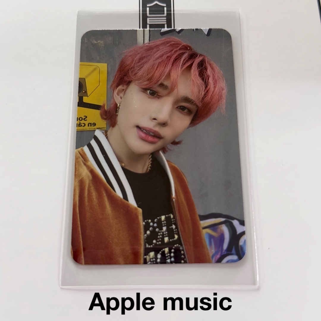 御出産御祝 御祝 出産祝い StrayKids スキズ ヒョンジン トレカ apple