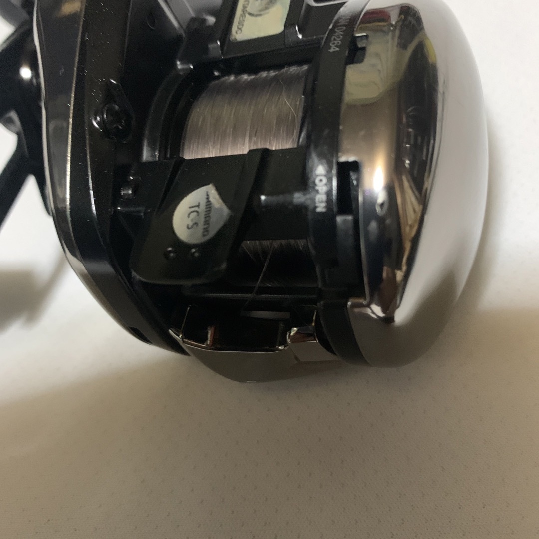 SHIMANO(シマノ)の値下げ不可　シマノ　21アンタレスDC XG 右ハンドル美品 スポーツ/アウトドアのフィッシング(リール)の商品写真