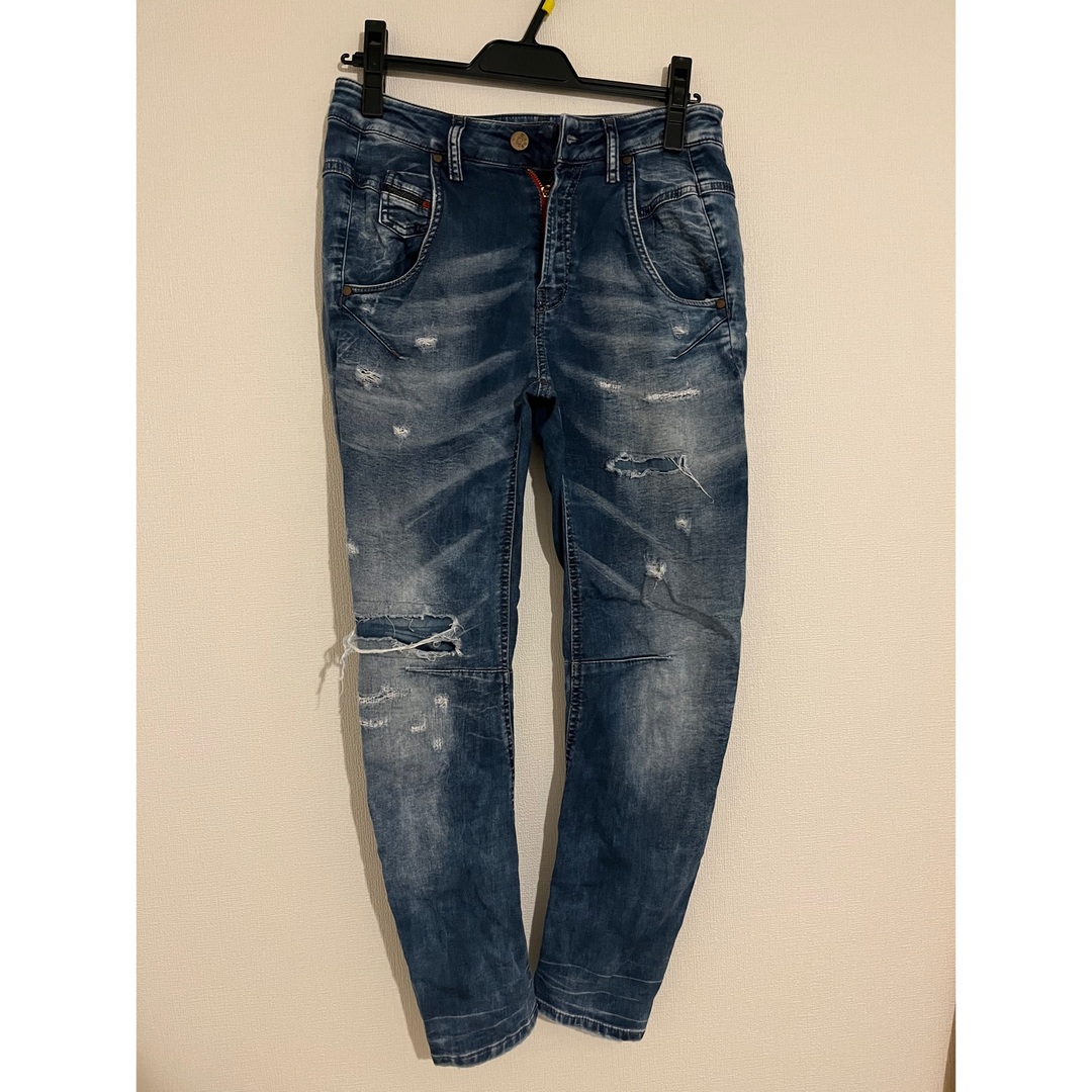 DIESEL - DIESELダメージジーンズの通販 by ゆ's shop|ディーゼルなら