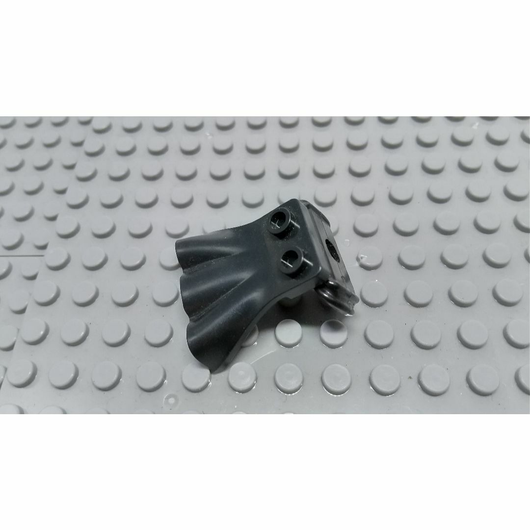 マント　LEGO互換　レゴ武器　騎士　お城　インテリア　ブラック　王様　父の日 エンタメ/ホビーのフィギュア(SF/ファンタジー/ホラー)の商品写真