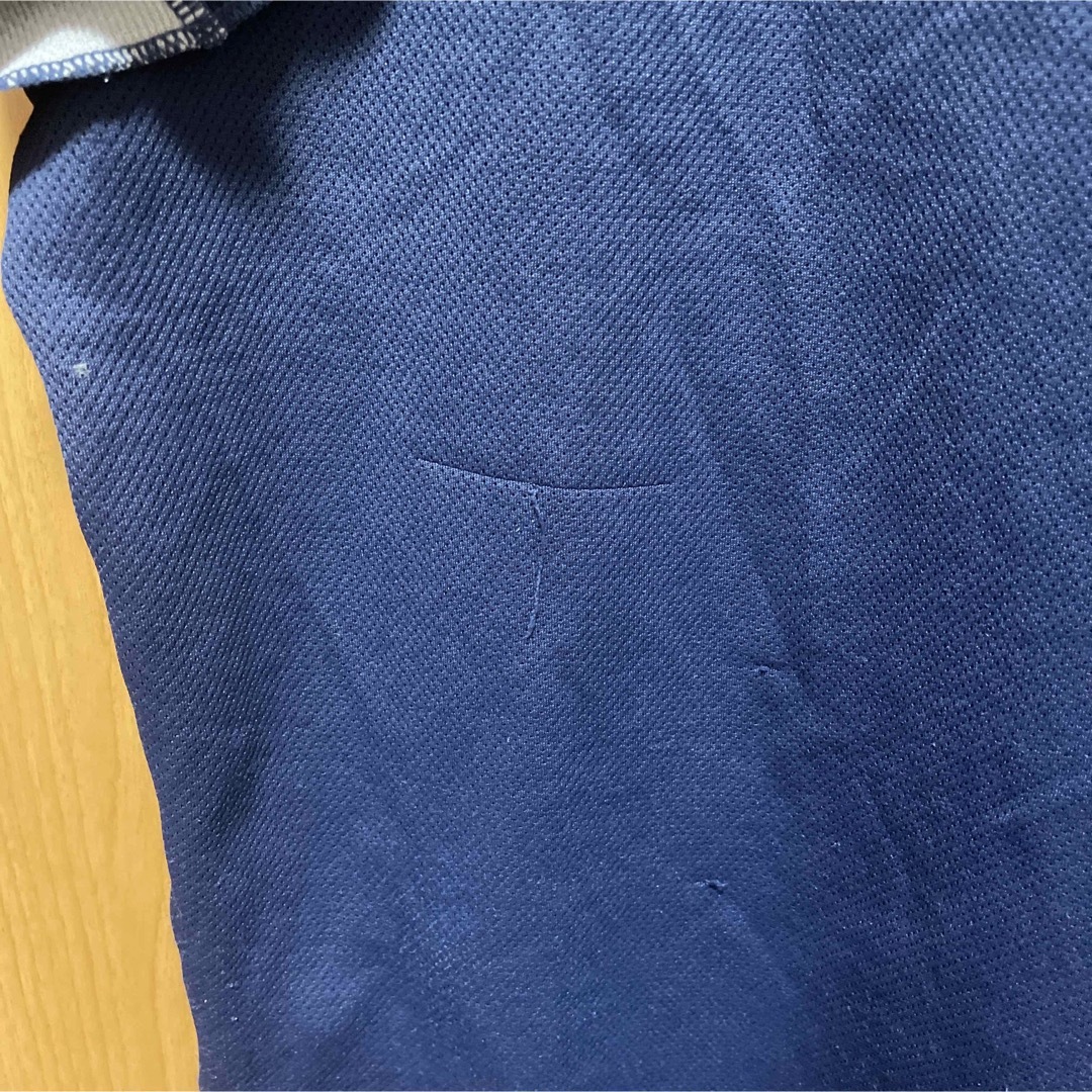 UMBRO(アンブロ)の【used品】アンブロTシャツ　M-Lサイズ レディースのトップス(Tシャツ(半袖/袖なし))の商品写真