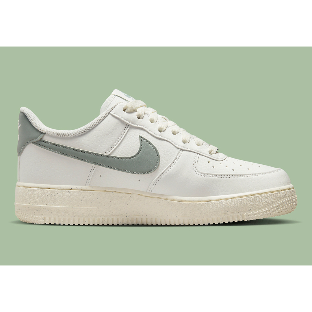 新品/22.5♡NIKE エアフォース1 ネクストネーチャーAIR FORCE