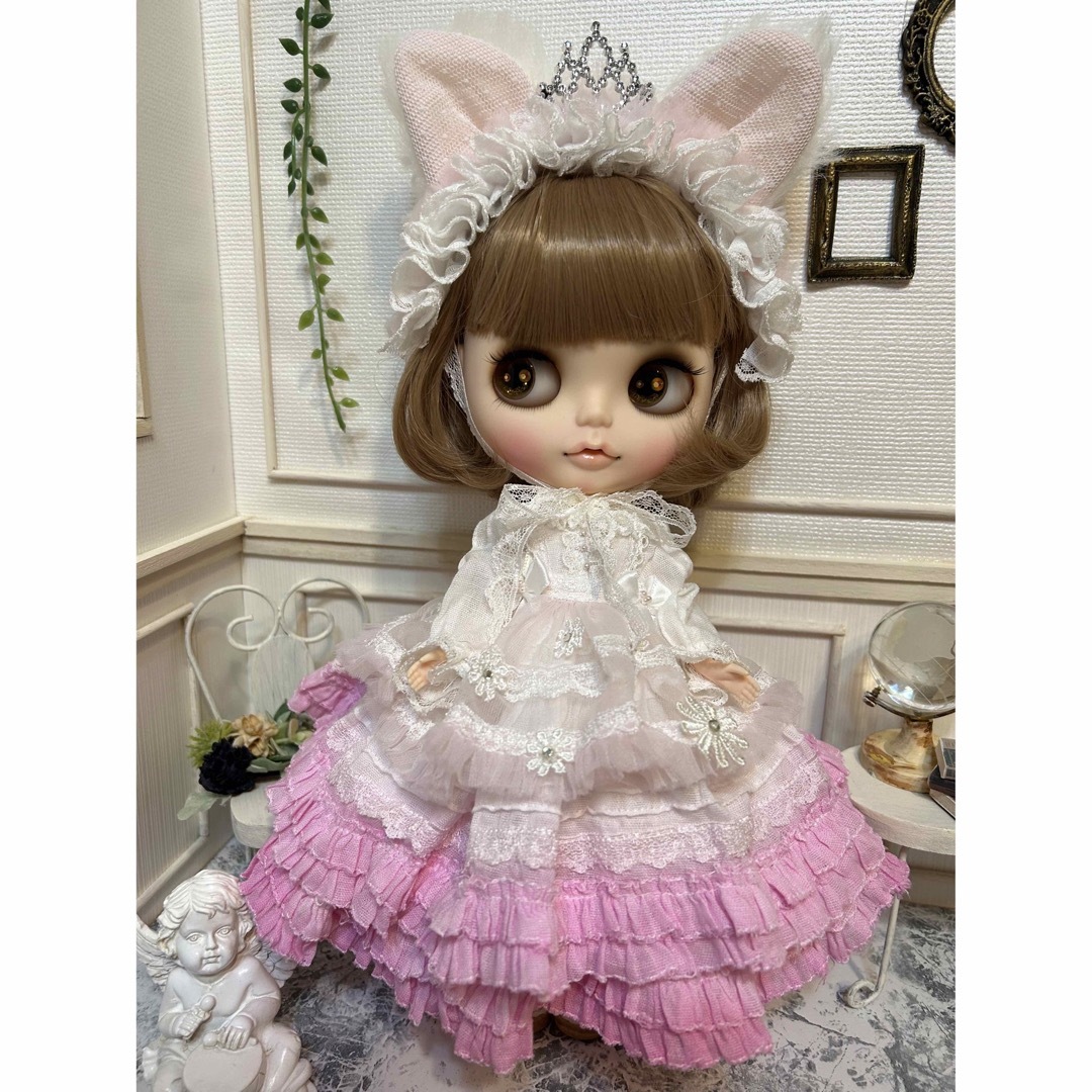 爆売り! ネオブライス☆アウトフィット作家様ピンク×白のプリンセス白