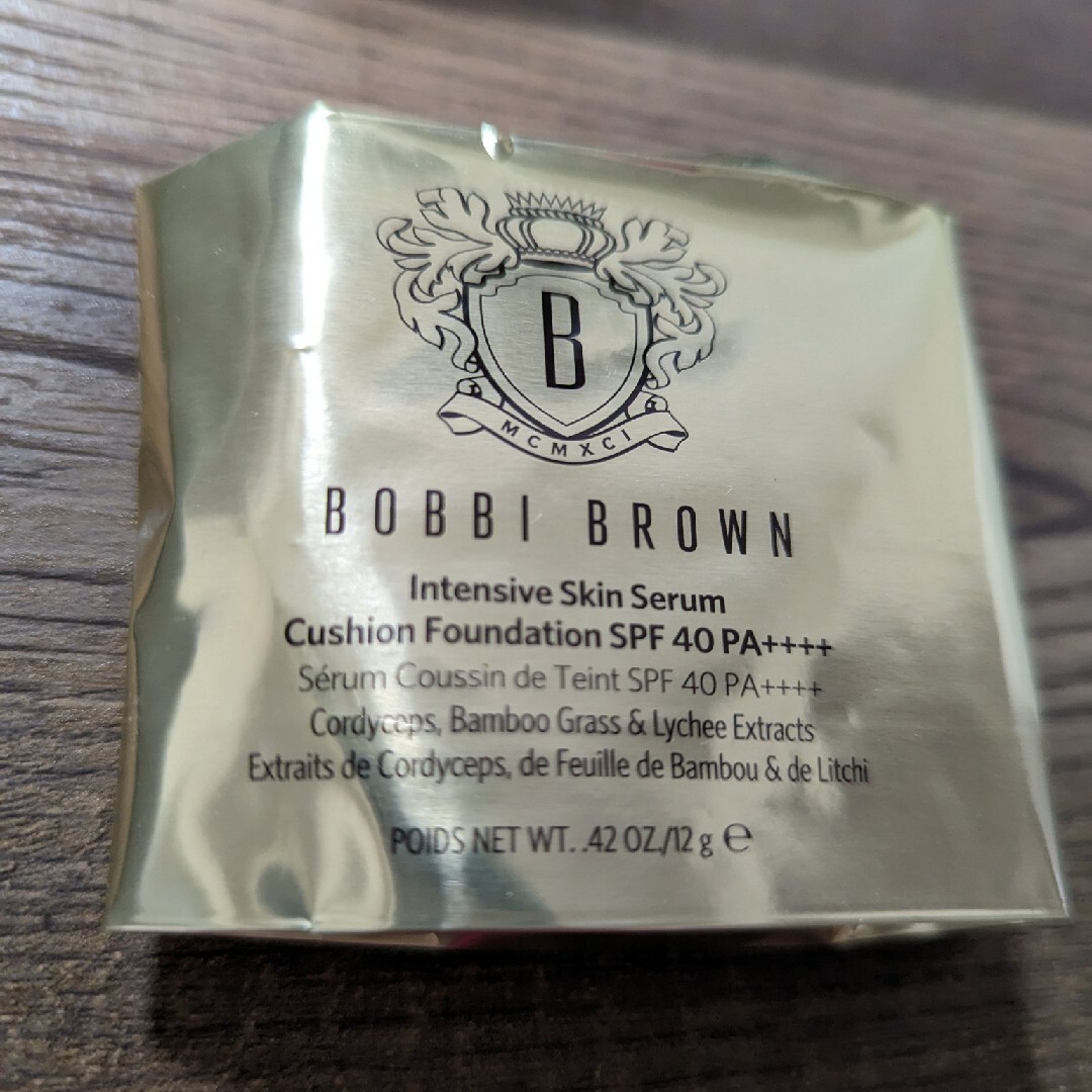 BOBBI BROWN(ボビイブラウン)の新品　レフィルのみ　ボビイブラウン　クッションファンデーション　ポーセリン コスメ/美容のベースメイク/化粧品(ファンデーション)の商品写真