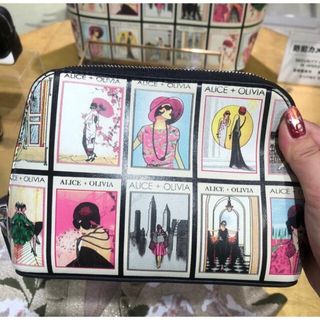 Alice Olivia  ポーチ① 完売品 新品