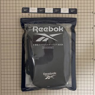 リーボック(Reebok)のＲｅｅｂｏｋ多機能スマホショルダーバッグＢＯＯＫ　バッグのみ(ショルダーバッグ)