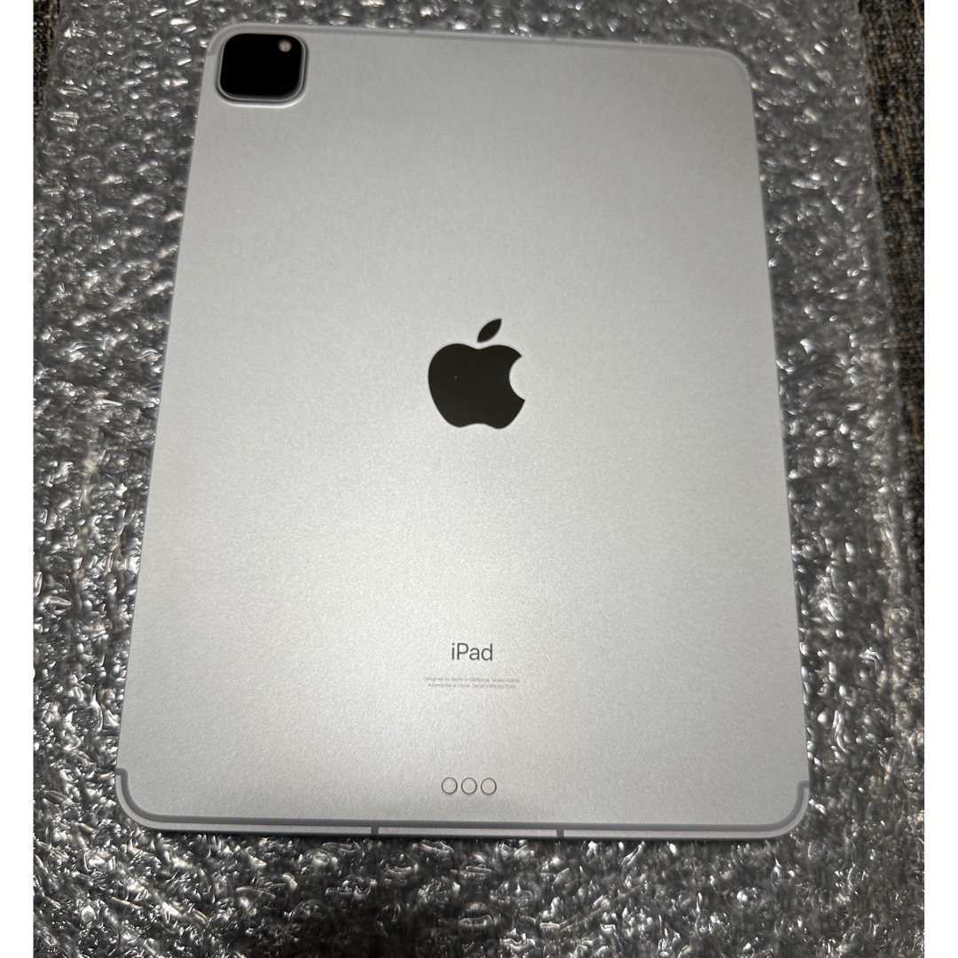 Apple(アップル)のiPadPro 11インチ 3世代 128GB セルラー シルバー スマホ/家電/カメラのPC/タブレット(タブレット)の商品写真