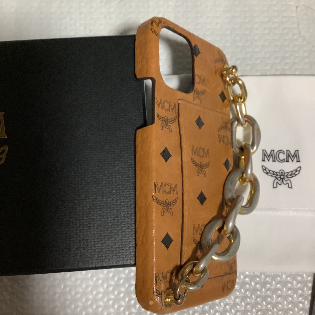 MCM(エムシーエム)のMCM★確実正規★iPhone12proケース★中古★激安送料込み価格★オススメ スマホ/家電/カメラのスマホアクセサリー(iPhoneケース)の商品写真